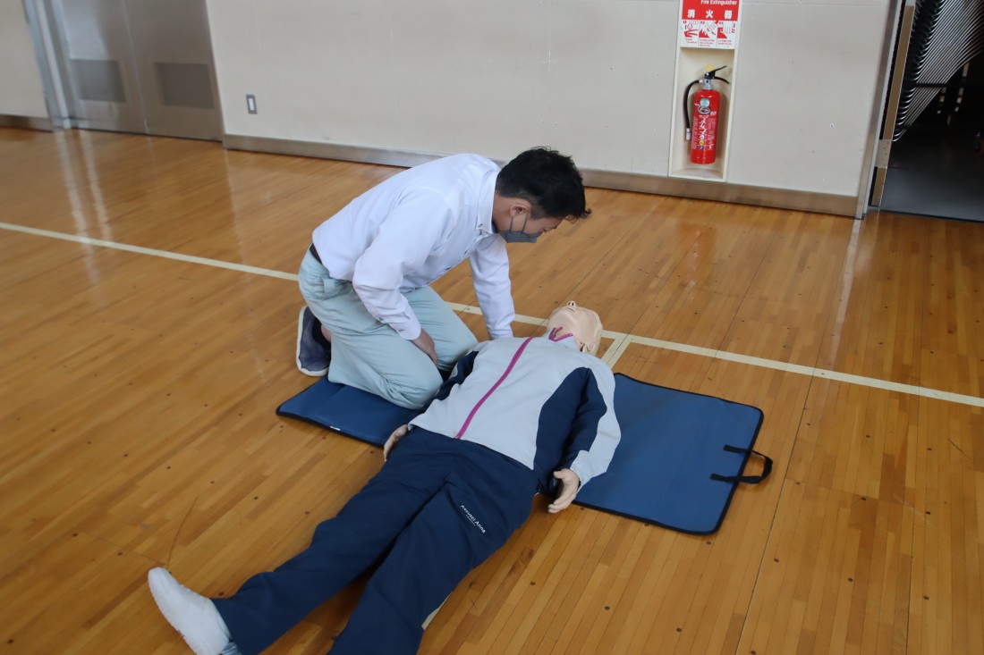 実技救命講習｜心肺蘇生法・AED取り扱い